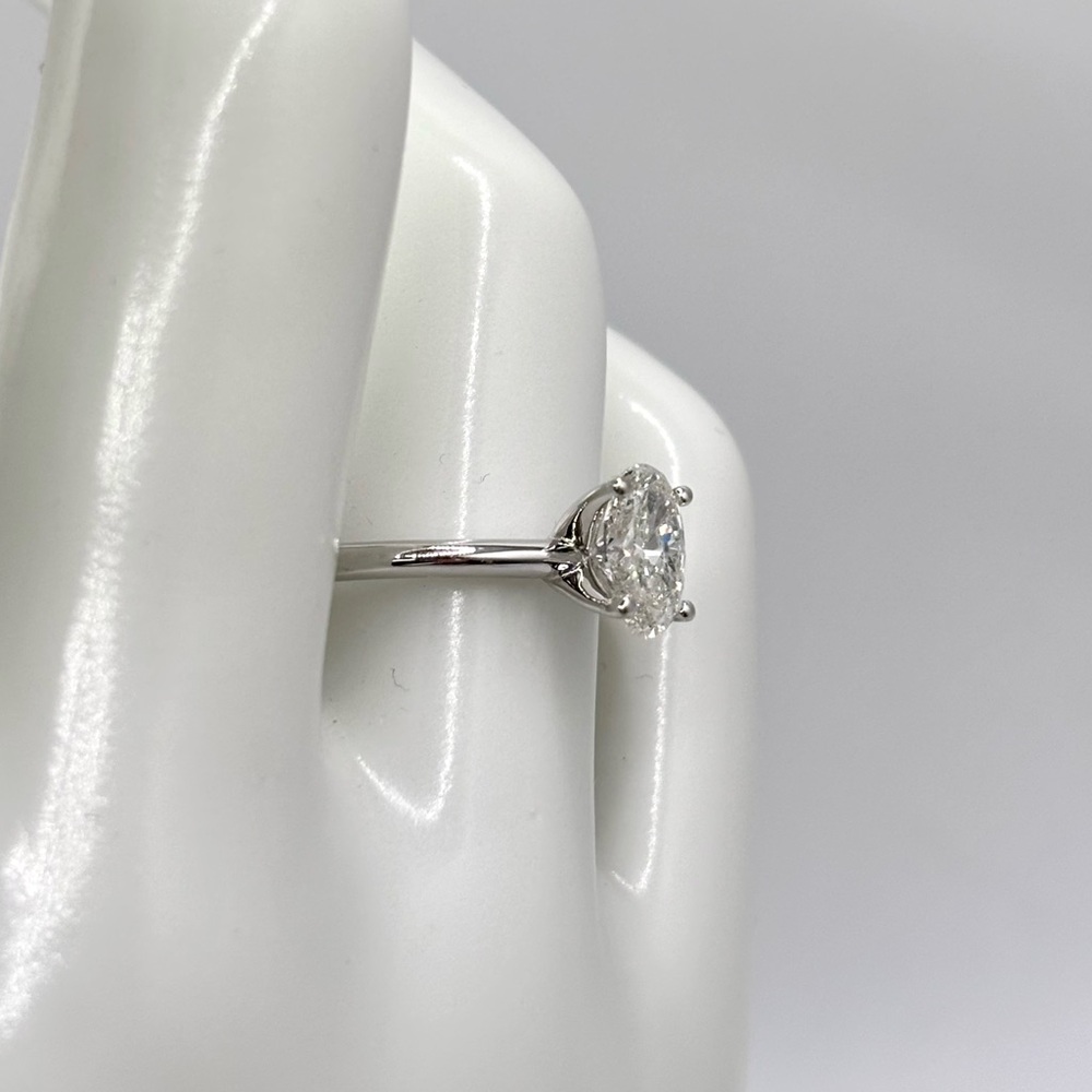 Oval Diamond Solitaire Engagement Ring 14k White Gold 0.90 Carat NWOT - Picture 6 of 15